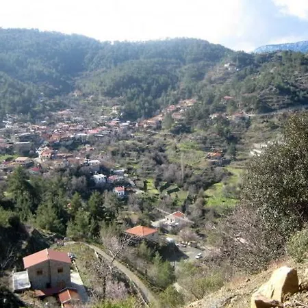 Antigone's House 펜션 키페로운다